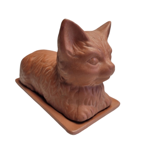 Vintage Terra Cotta Kitty Cat with Bow  Butter Dish - Picture 1 of 12